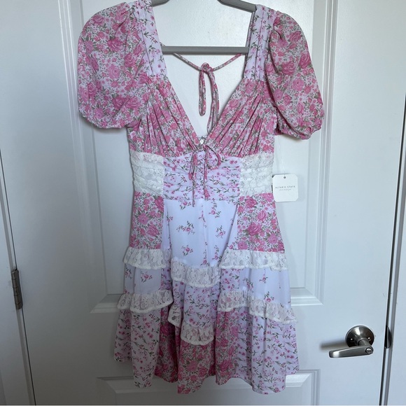 NEW Altar’d State Pink Aderny Floral Mini Dress Size XS Available NWT - Picture 7 of 10